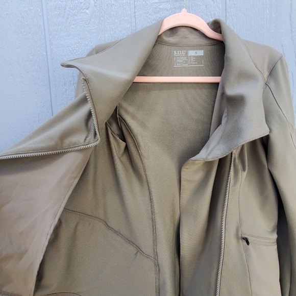 5.11 Tactical Overlay Thumb Holes Zip Up Active Wear Jacket Green Sweat Wicking - Picture 11 of 14